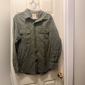 3/20$ red head men’s medium army green button up casual collar shirt